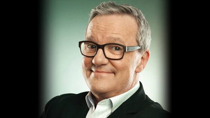 Mark Lowry