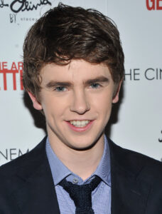  Freddie Highmore